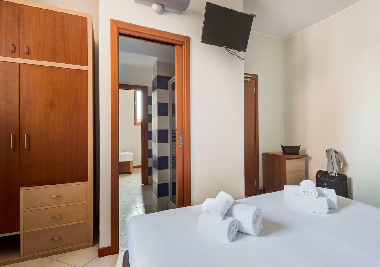 Camplus Guest Catania Exterior foto